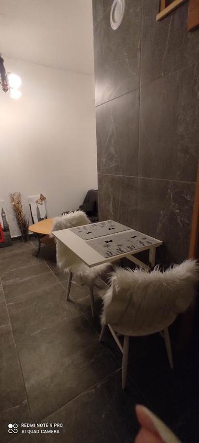 Apartman Malina Fužine Eksteriør billede