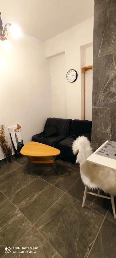 Apartman Malina Fužine Eksteriør billede